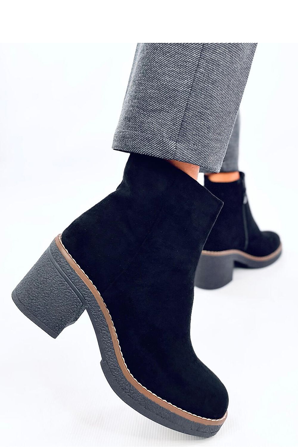 Heel boots