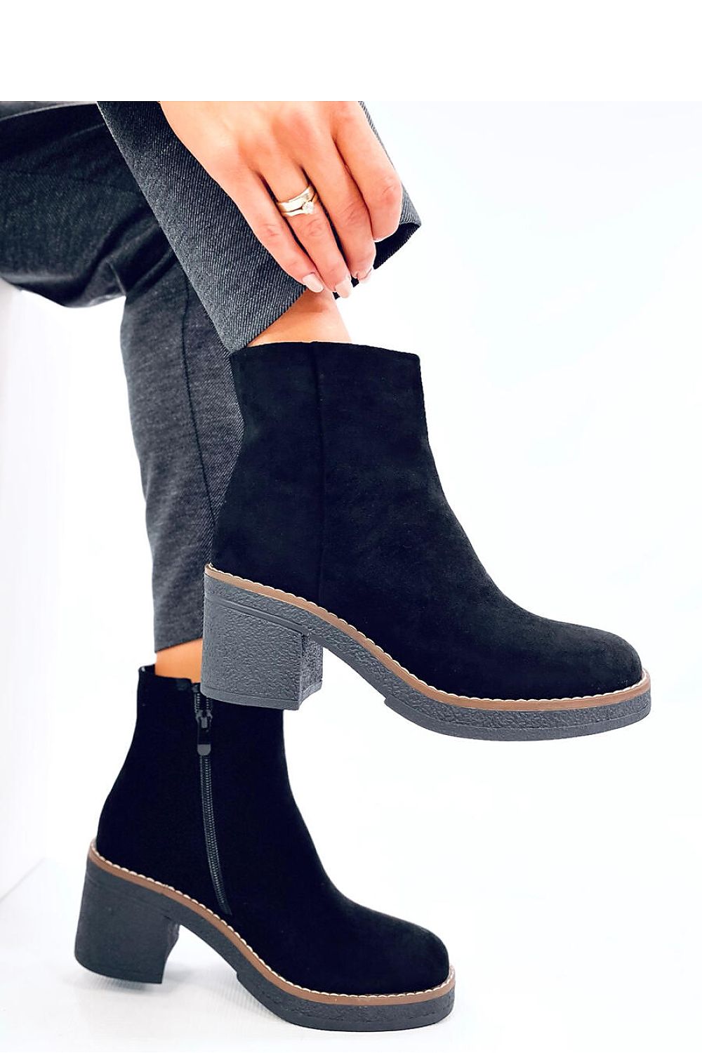 Heel boots