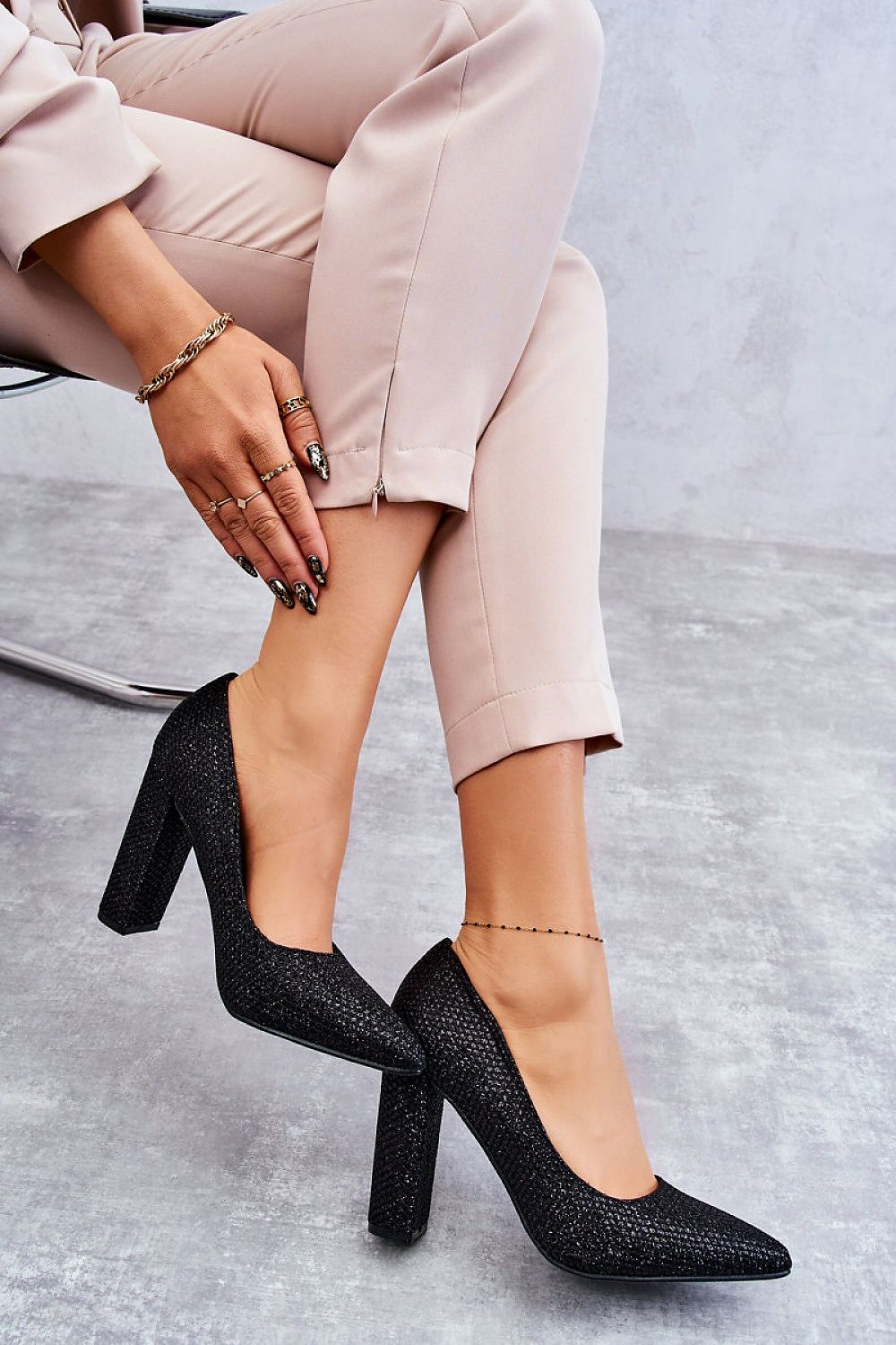 Block heel pumps Step in style